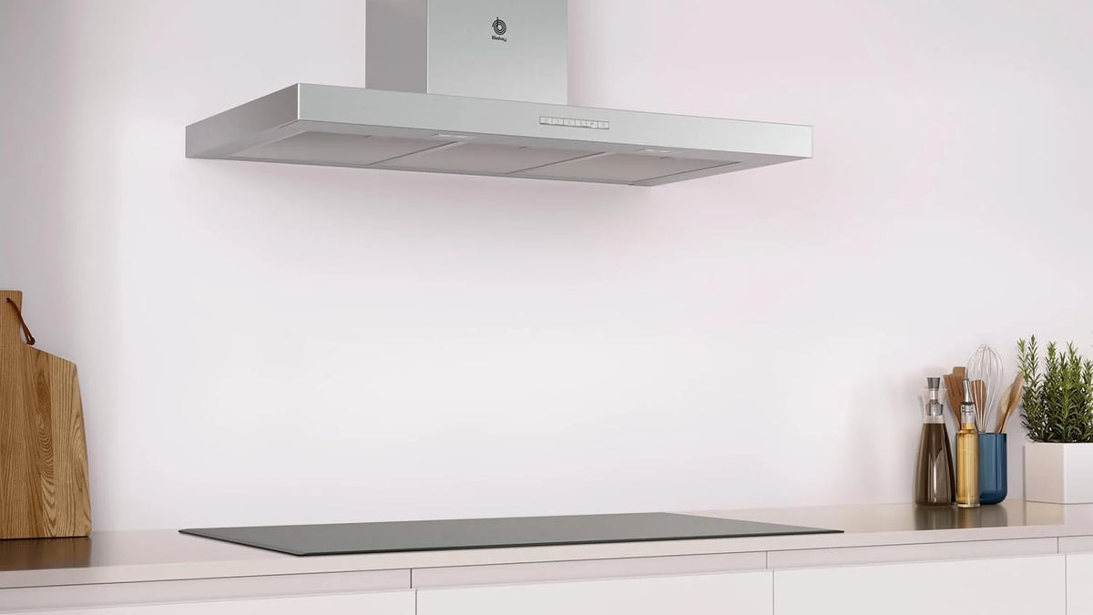 Balay - Dekoracyjny okap kominowy, szerokość 90 cm, oświetlenie LED, filtry przystosowane do mycia w zmywarce, stal nierdzewna, 3BC097EX