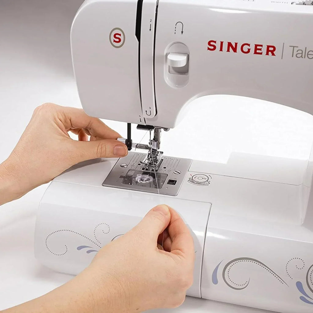 Singer Maszyna Do Szycia Mechaniczna Talent 3323-30 Ściegów Użytkowych, Ściegi Półautomatyczne Jednostopniowe, Zig-Zag Do 6mm, Automatyczne Nawlekanie, Profesjonalna Maszyna Do Szycia, Biały