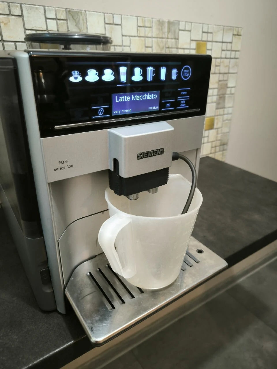 Ekspres Siemens EQ6 s300